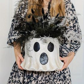 1Pc Resin Ghost Bucket Vase, Cute Virus Ghost Bucket, Christmas Festival Home & Kitchen Decor (size: small)